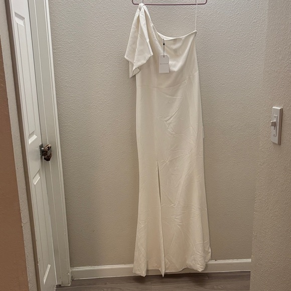 Dress the Population One Shoulder Cream Dress - Picture 1 of 2